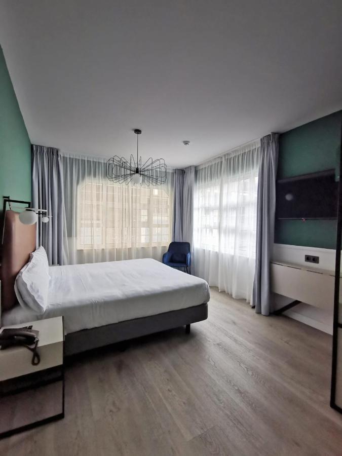פלנסיה Hotel Don Rodrigo מראה חיצוני תמונה