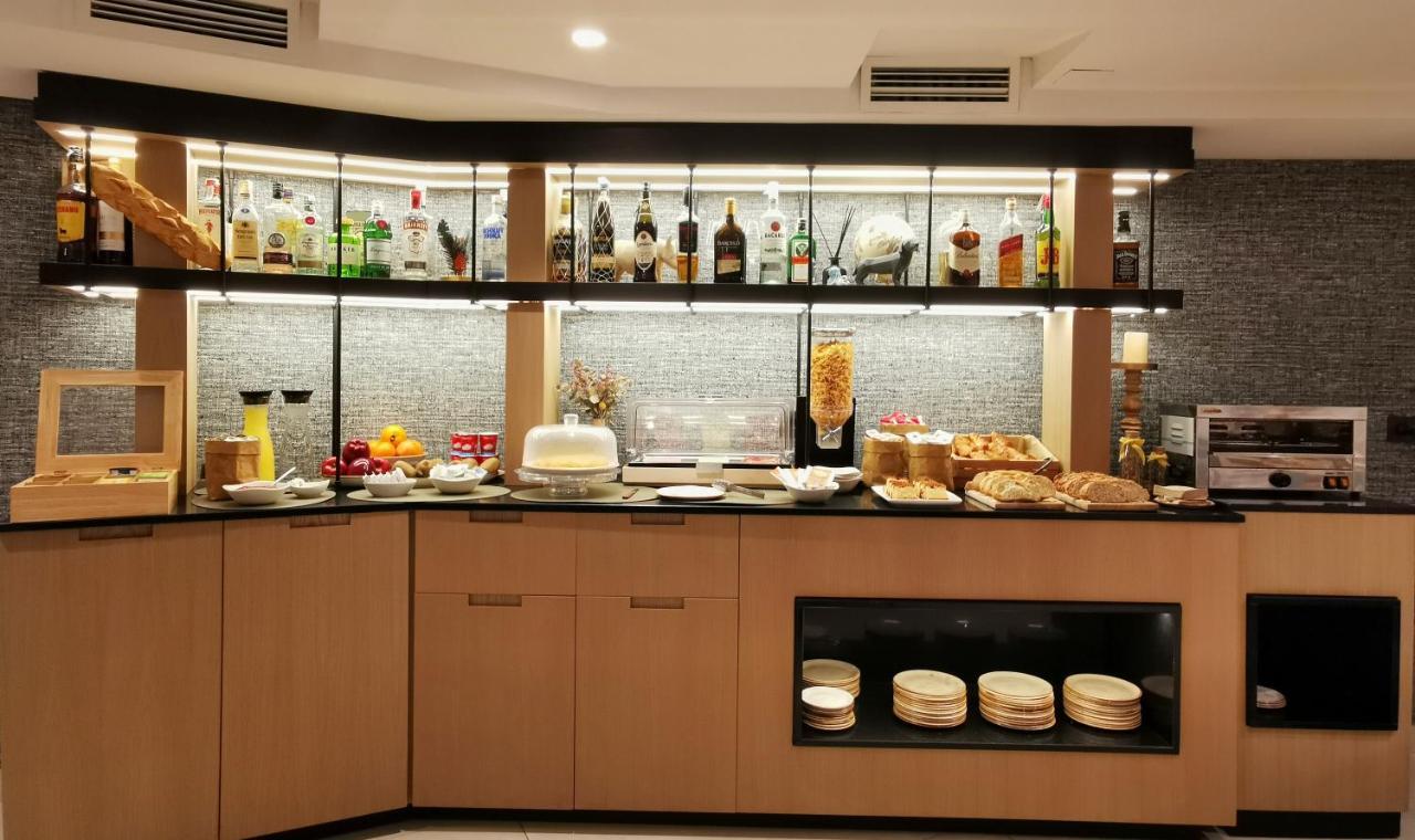 פלנסיה Hotel Don Rodrigo מראה חיצוני תמונה