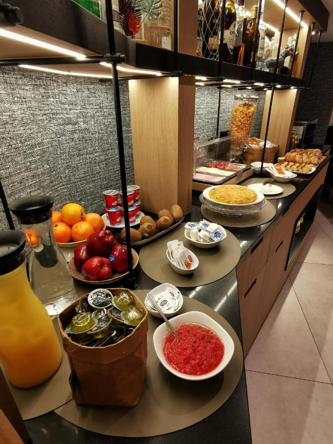 פלנסיה Hotel Don Rodrigo מראה חיצוני תמונה