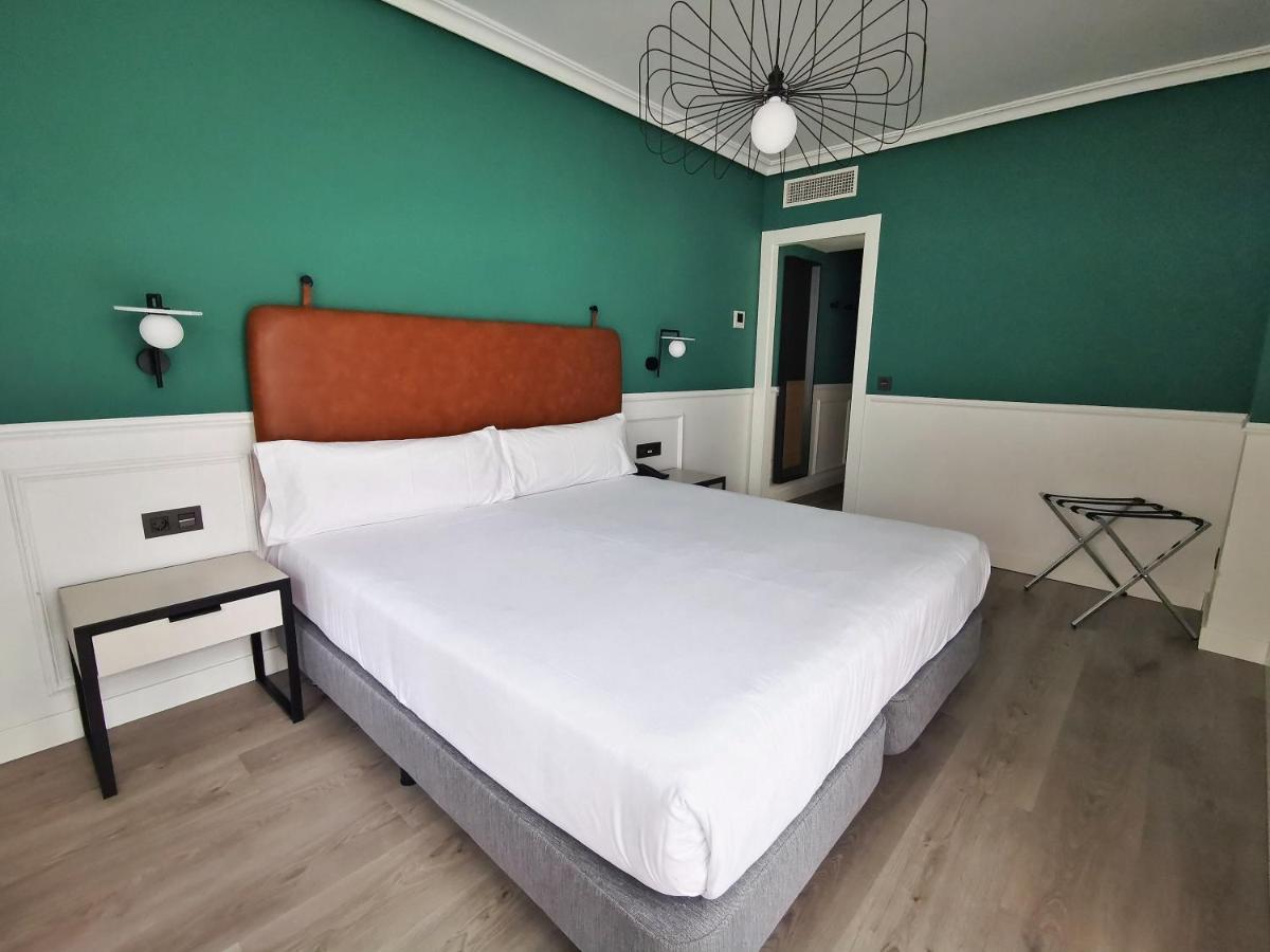 פלנסיה Hotel Don Rodrigo מראה חיצוני תמונה