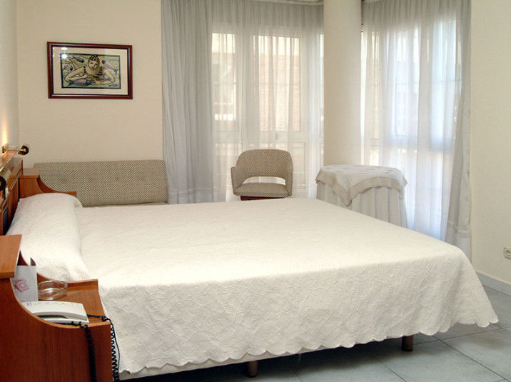 פלנסיה Hotel Don Rodrigo מראה חיצוני תמונה
